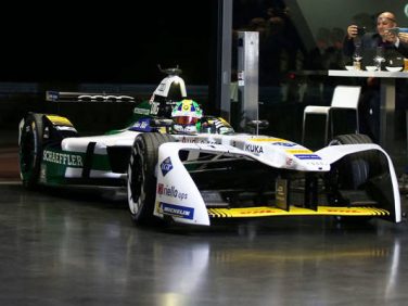 アウディ 「アウディ e-tron FE04」をワールドプレミア フォーミュラEの新チーム体制を発表