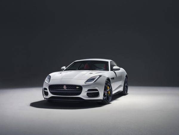 ジャガー　F-TYPE MY18 クーペ