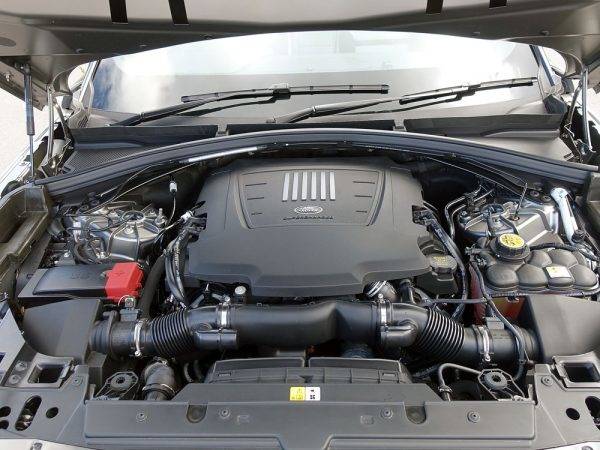 レンジローバー・ヴェラール　試乗　R-DYNAMIC 3.0L V6スーパーチャージドガソリンエンジン