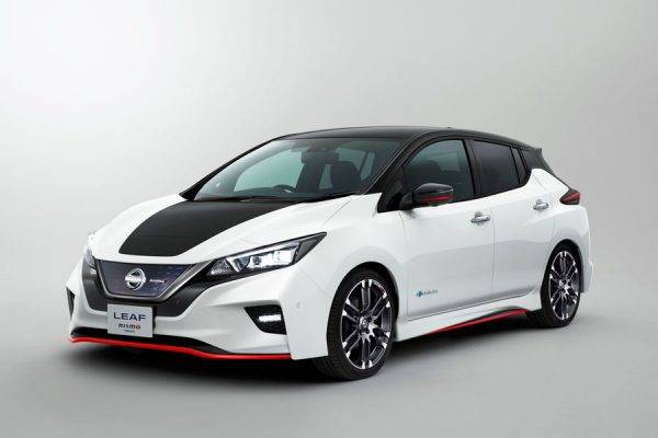 東京モーターショーに出展するリーフNISMOコンセプト　フロントイメージ