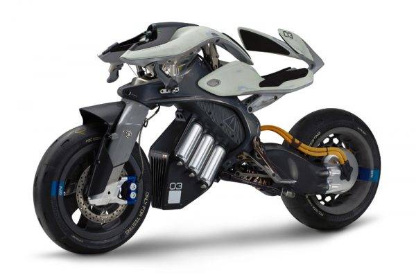 ヤマハ MOTOROiD(モトロイド 参考出展車)