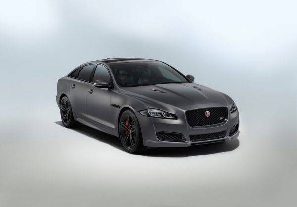 ジャガー XJの2018モデル XJR575