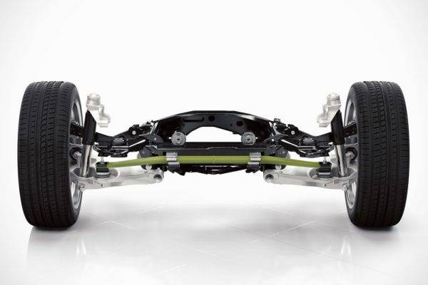 ボルボ　新型XC60を発売　マルチリック式リヤサスペンション　GFRP製横置きリーフスプリング