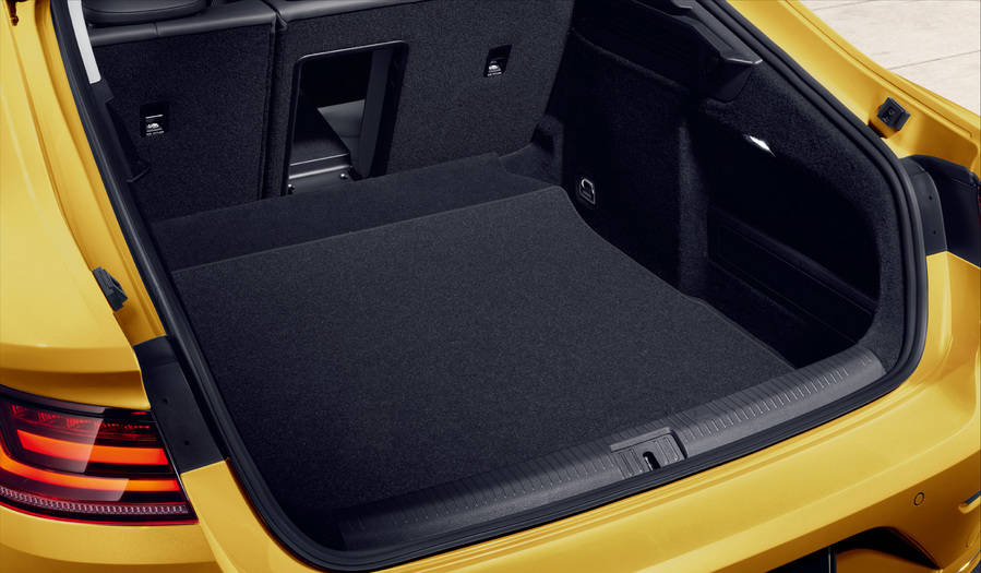 フォルクスワーゲン 新型Arteon(アルテオン) ラゲッジスペース