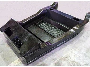 NEDO 世界初 融着も可能なカーボン材だけの自動車用シャシーの製作に成功