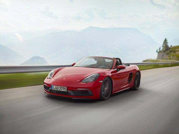 ポルシェ　ボクスターGTS　走行イメージ　フロントイメージ