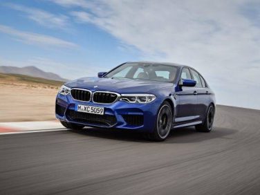 BMW 新型Ｍ5を発表