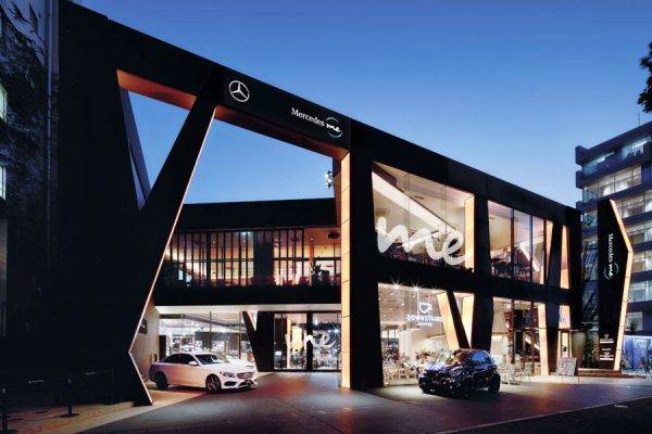 Mercedes-Benz Connection（メルセデス・ベンツ・コネクション）を、Mercedes me（メルセデス・ミー）に名称変更