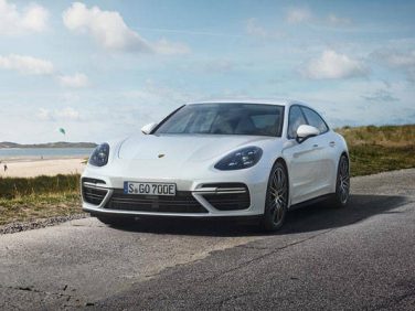 ポルシェ パナメーラ ターボS E-ハイブリッド スポーツツーリスモの予約受注を開始