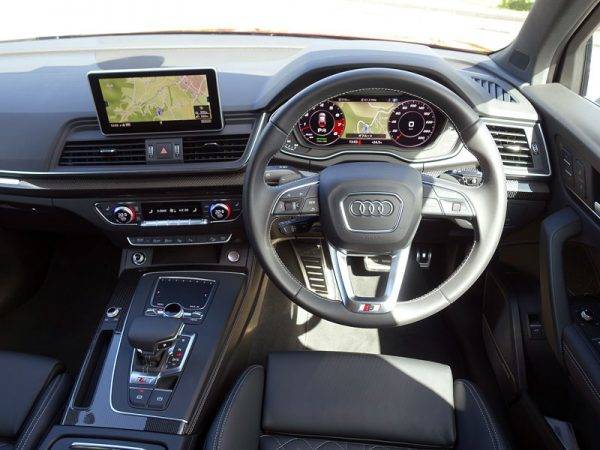アウディQ5&SQ5試乗記 SQ5 コックピット