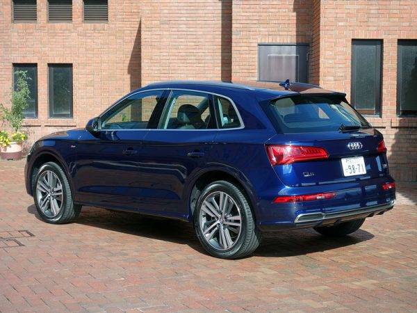 アウディQ5&SQ5試乗記 Q5 リヤイメージ