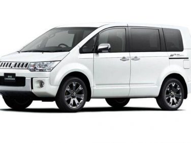 三菱 「デリカD：5」の特別仕様車「シャモニー」を発売