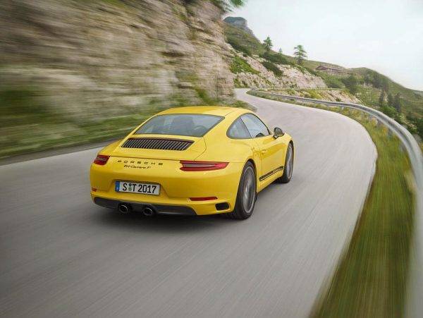 ポルシェ　911カレラ T　走行イメージ