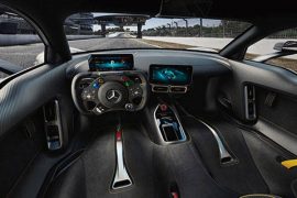 東京モーターショー2017　メルセデスAMG Project ONE　コックピット