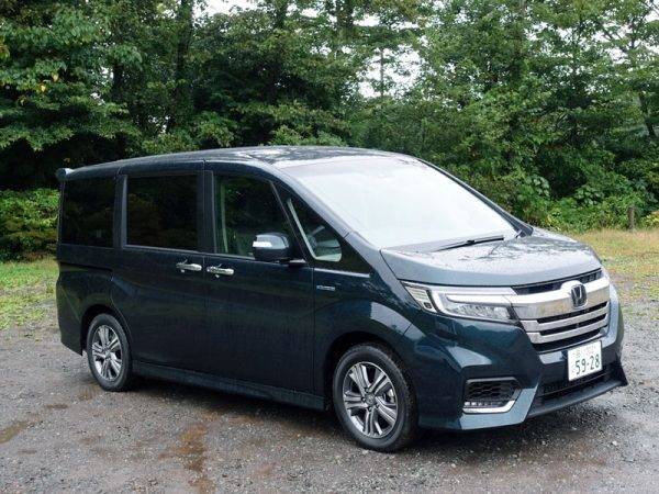 ホンダ　ステップワゴン試乗　フロントイメージ