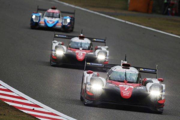 世界耐久選手権（WEC）第8戦　上海6時間レース　ポールポジションのトヨタ7号車