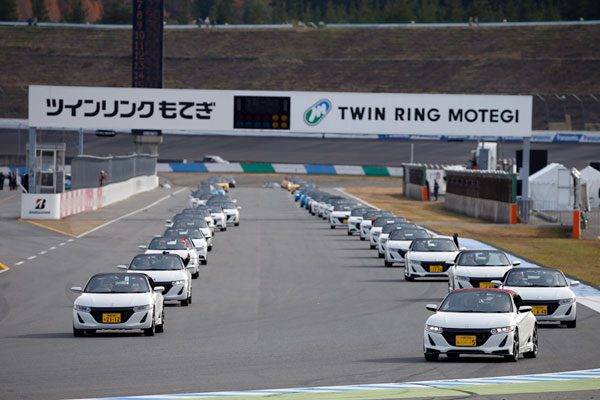 ホンダレーシング・サンクスデー2017 ツインリンクもてぎで12月3日に開催