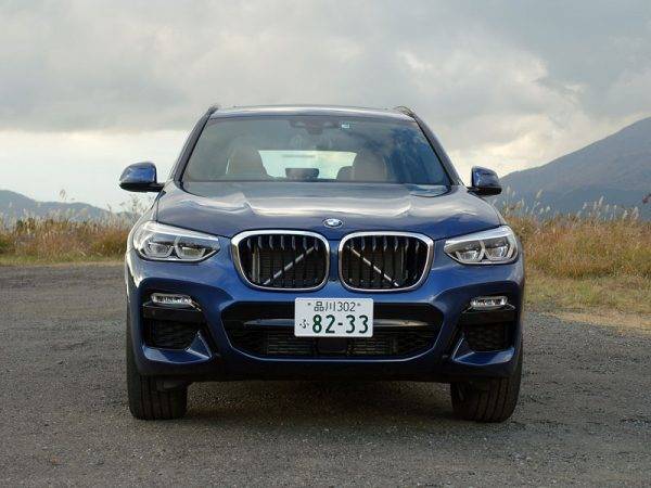 クルマと過ごす日々 vol.10　BMW　X3　フロントフェイス