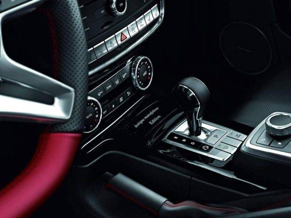 メルセデス・ベンツ G350d designo manufaktur Edition　セレクター