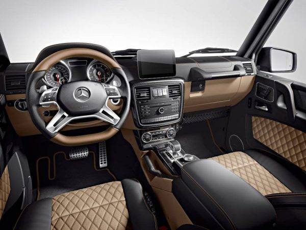 メルセデスAMG G63 Exclusive Edition　コックピット