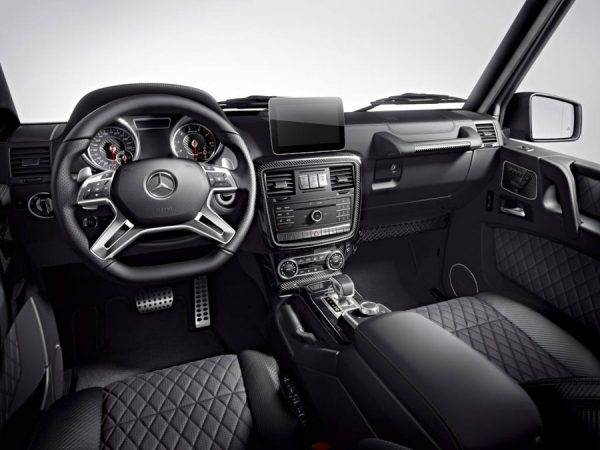 メルセデスAMG G63 Exclusive Edition　コックピット