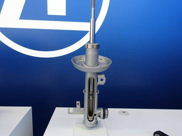 ZF　試乗会　SACHS製CDC