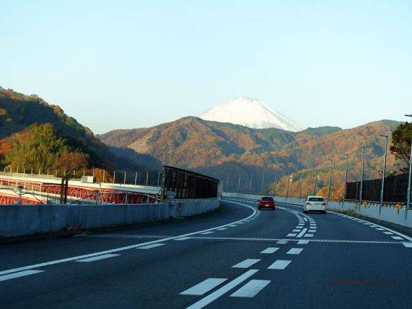 クルマと過ごす日々 vol.12　東名高速下り御殿場手前