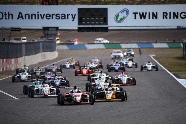 住友ゴム　FIA-F4選手権にディレッツァ・レーシングタイヤを供給