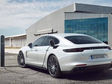 ポルシェ プラグインハイブリッドモデルが「eチャージポイント」対象車両に