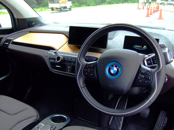 i3