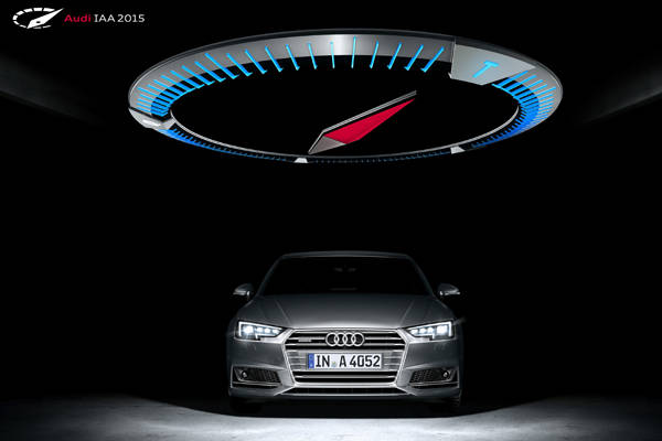 パビリオンの中央に展示される新型「A4」