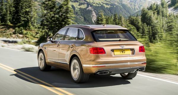 Bentley_Bentayga_02