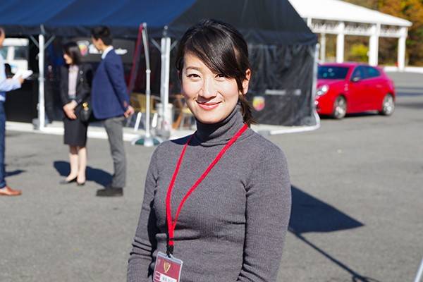 藤島知子氏